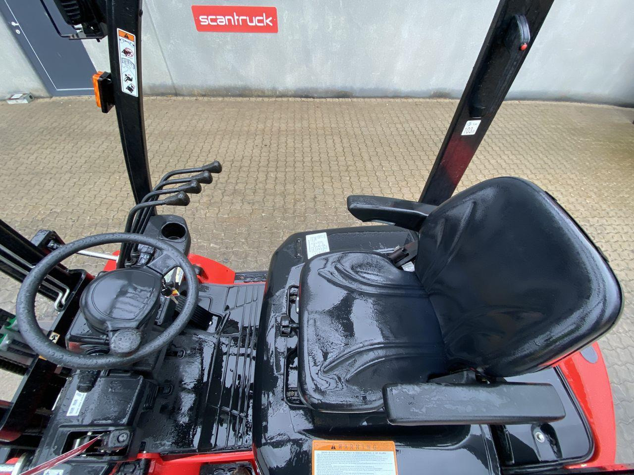 Diesel forklift CONMAS  Diesel 1800 kg