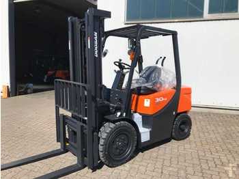 Forklift Doosan D 30 GX Plus: picture 1