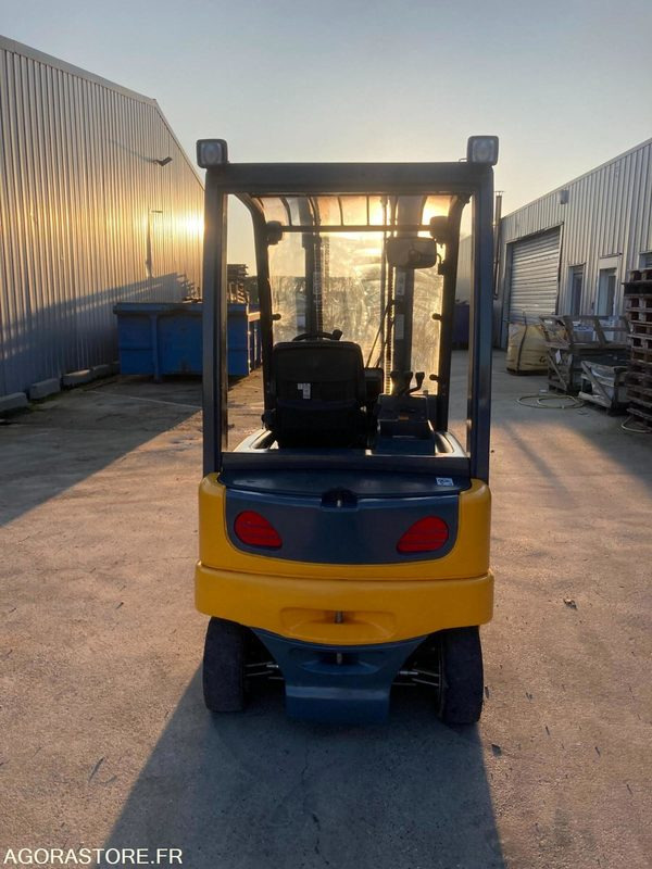 Electric forklift CHARIOT ELEVATEUR ELECTRIQUE JUNGHEINRICH EFG 430 ANNEE 2007