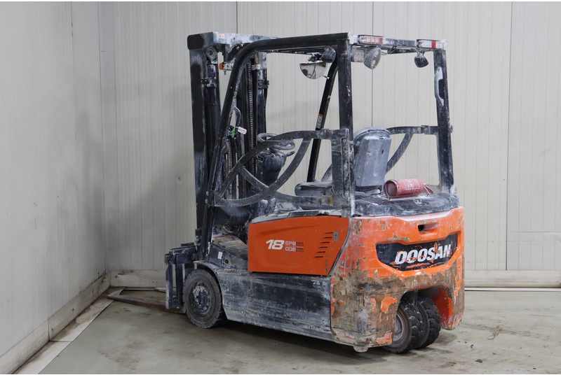 Electric forklift Doosan B18T-7
