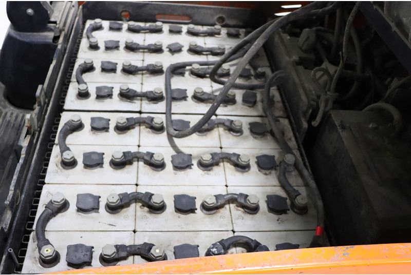 Electric forklift Doosan B20T-7