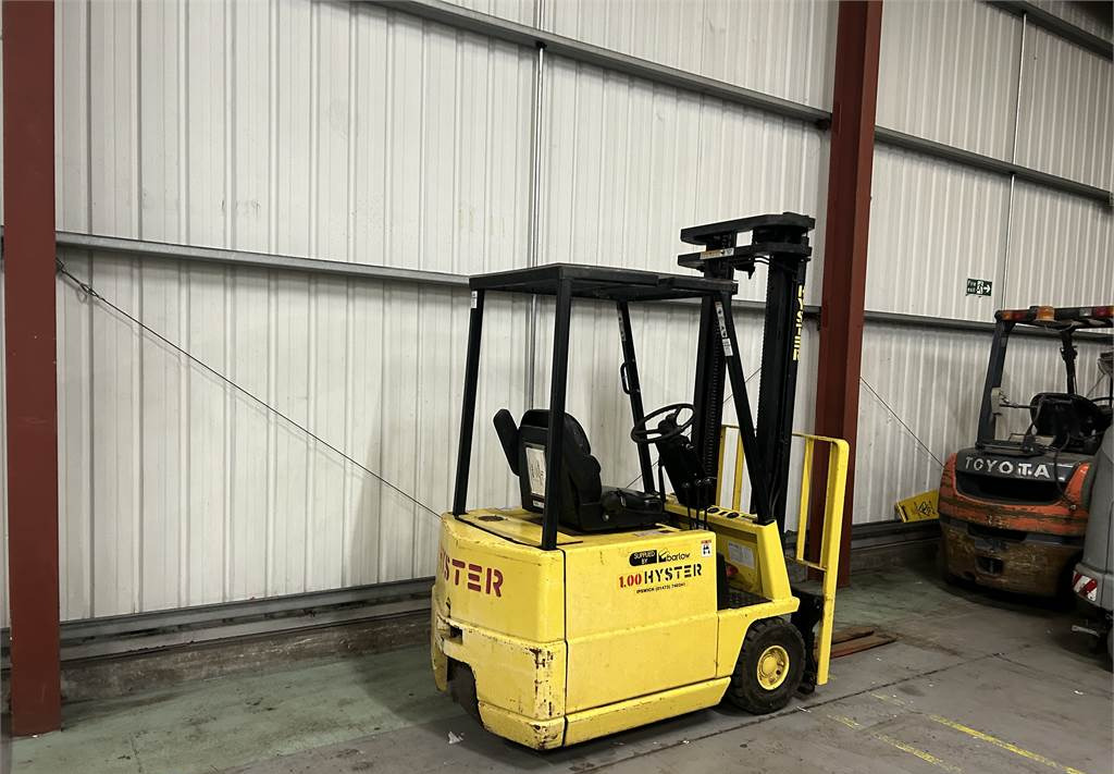 Electric forklift Hyster A1.0XL