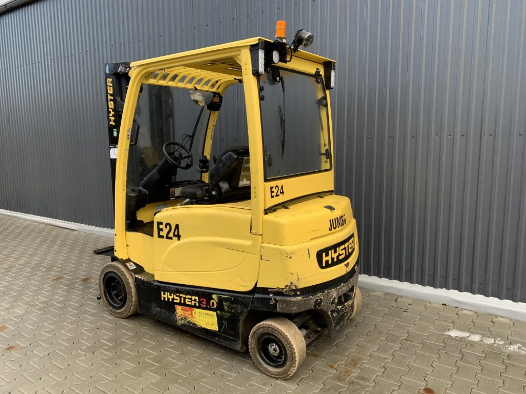 Electric forklift Hyster J3.0XN