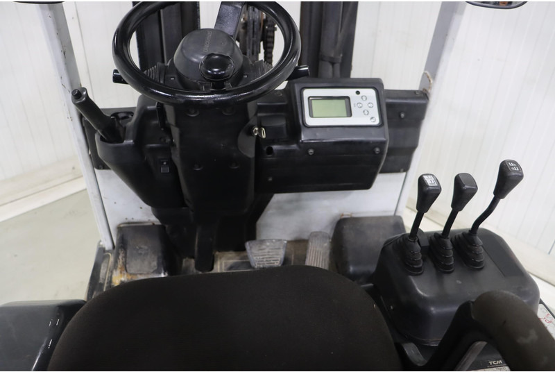 Electric forklift TCM FB20-E1