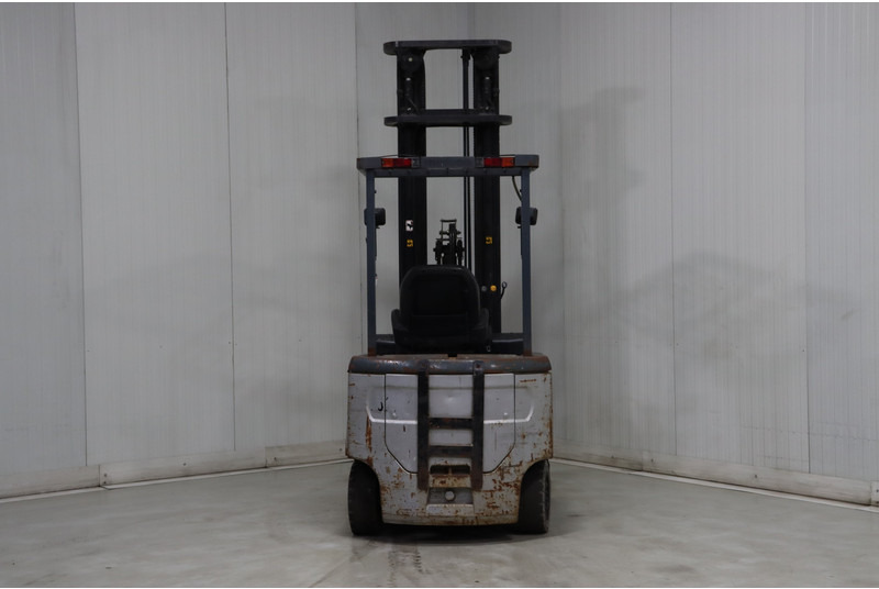Electric forklift TCM FB25-7