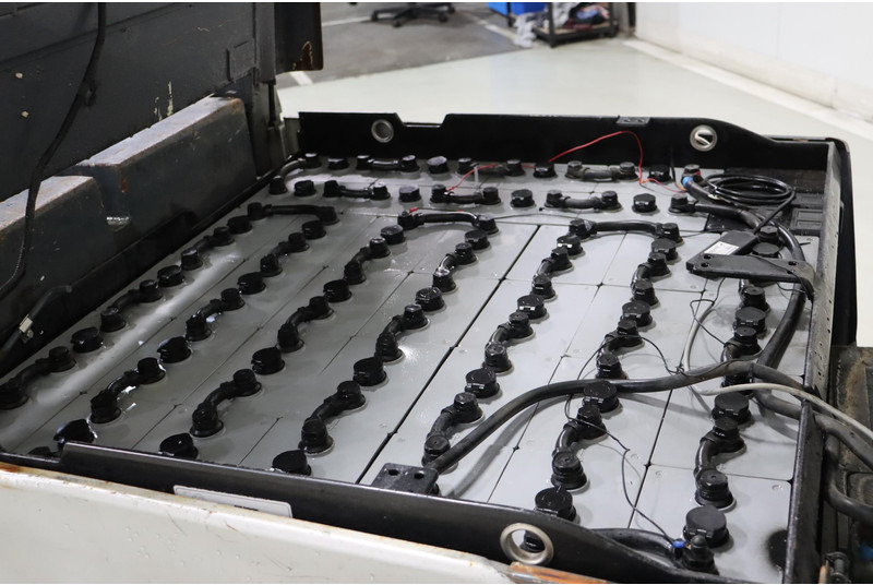 Electric forklift TCM FB30-7