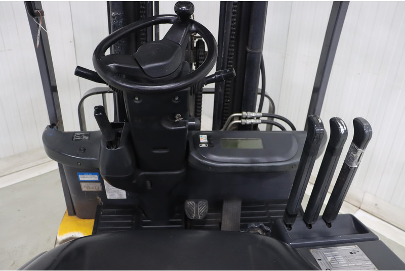 Electric forklift TCM FTB18-7