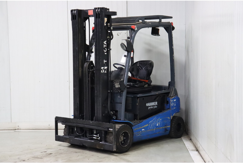 Electric forklift Toyota 8FBM20T