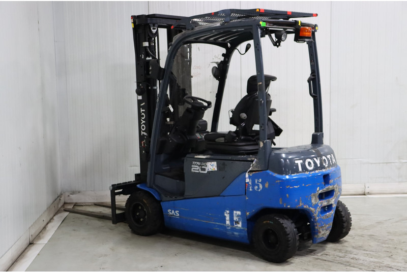 Electric forklift Toyota 8FBM20T