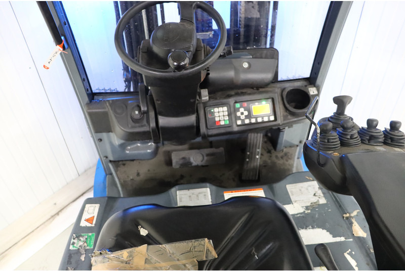 Electric forklift Toyota 8FBM20T