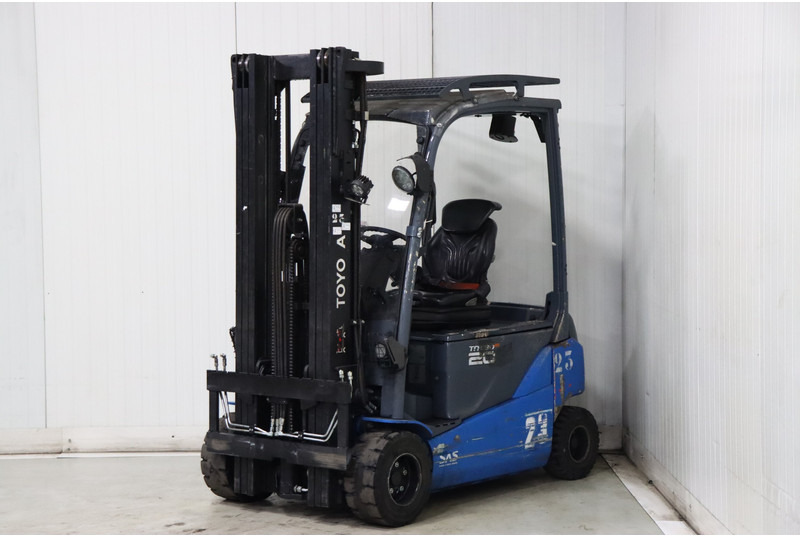 Electric forklift Toyota 8FBM20T