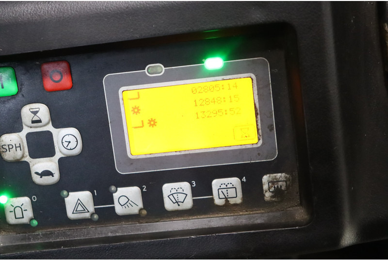 Electric forklift Toyota 8FBM20T