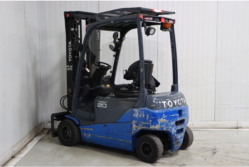 Electric forklift Toyota 8FBM20T
