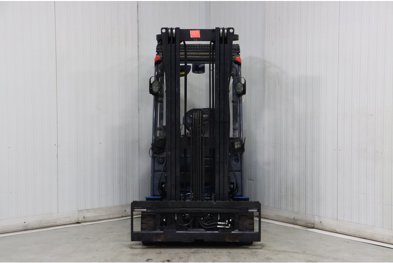 Electric forklift Toyota 8FBM20T