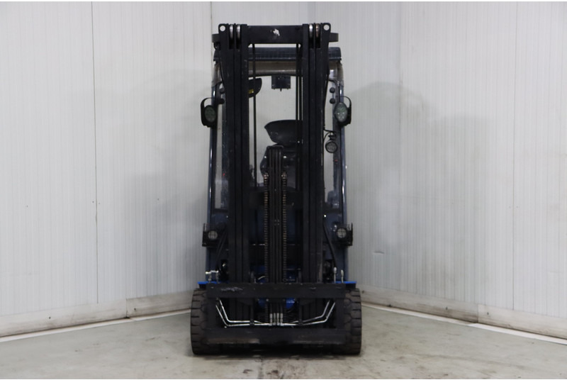 Electric forklift Toyota 8FBM20T