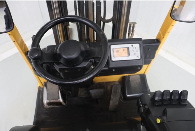 Electric forklift UniCarriers AS1N1L15H