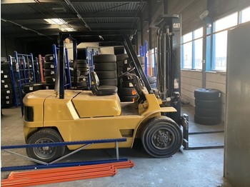 Forklift Caterpillar DP45