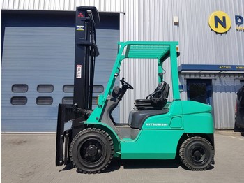Forklift Mitsubishi FD30