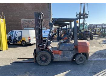 Forklift Toyota 62-7FDF30