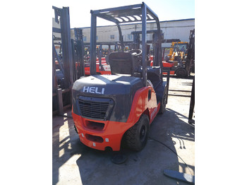 Diesel forklift HELI FD25: picture 1