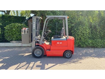 Diesel forklift Heli AC25: picture 1