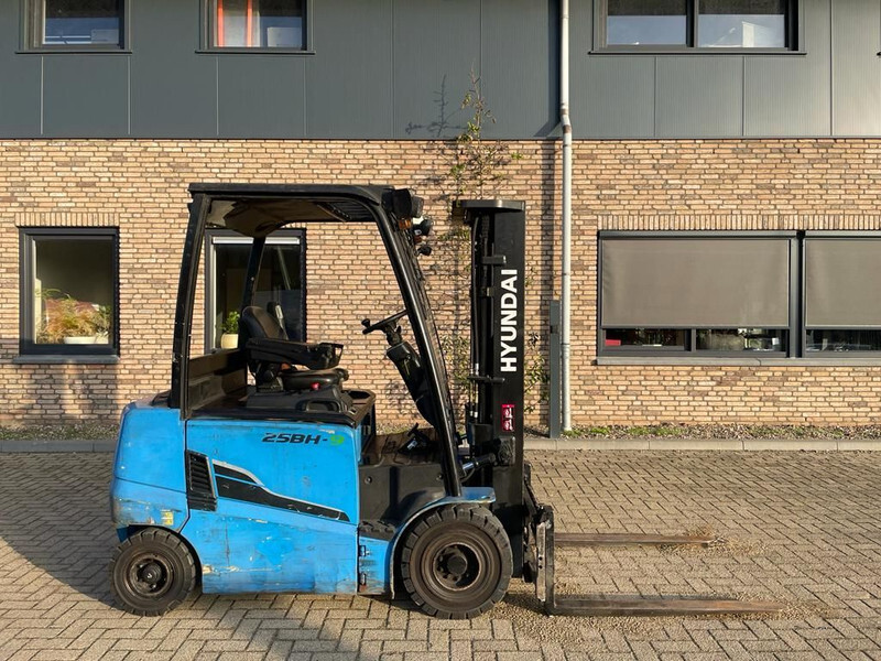 Electric forklift Hyundai 25BH-9 Elektra 2.5 ton Triplex Freelift Sideshift Heftruck: picture 7