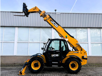 Telescopic handler JCB