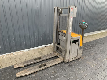 Stacker JUNGHEINRICH EJC