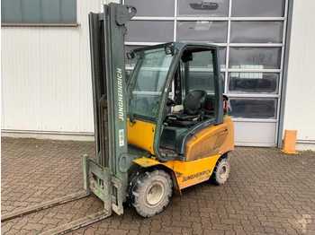 Forklift Jungheinrich TFG 320 s: picture 1