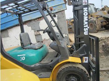 Forklift KOMATSU FD30: picture 1