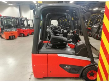 Electric forklift LINDE E16-02: picture 1