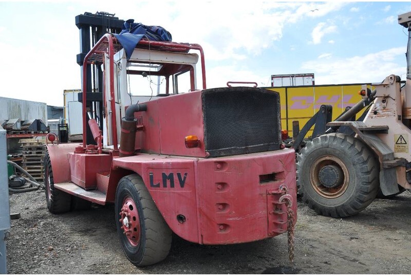 Diesel forklift LMV 1240: picture 2