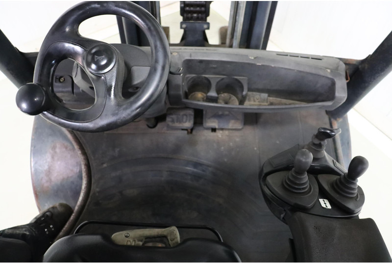LPG forklift Linde H45T
