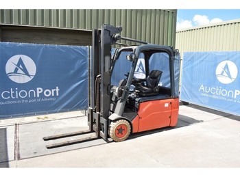 Electric forklift Linde E18L-00: picture 1