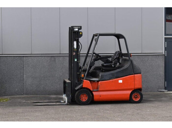 Electric forklift Linde E25: picture 1