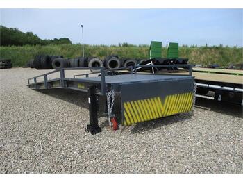 Leasing Atkom 12 tons mobilrampe Med justerbare front læbe  - Loading ramp