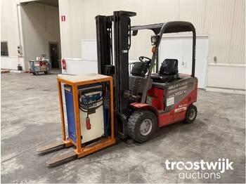 Forklift Manitou ME425: picture 1