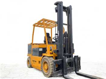 Electric forklift Montini 4000 AE: picture 1