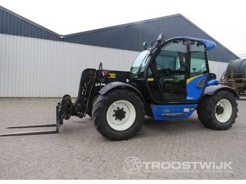 Telescopic handler New Holland LM5060: picture 1