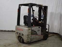 Electric forklift Nissan TX 3/16: picture 2