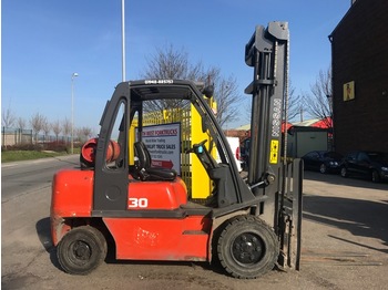 Forklift Nissan UGD02A30PQ: picture 1