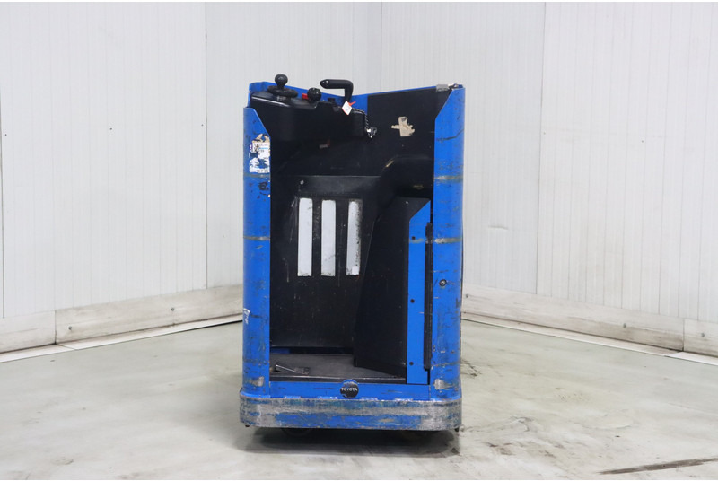 Order picker Toyota LSE200