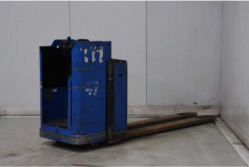 Order picker Toyota LSE200