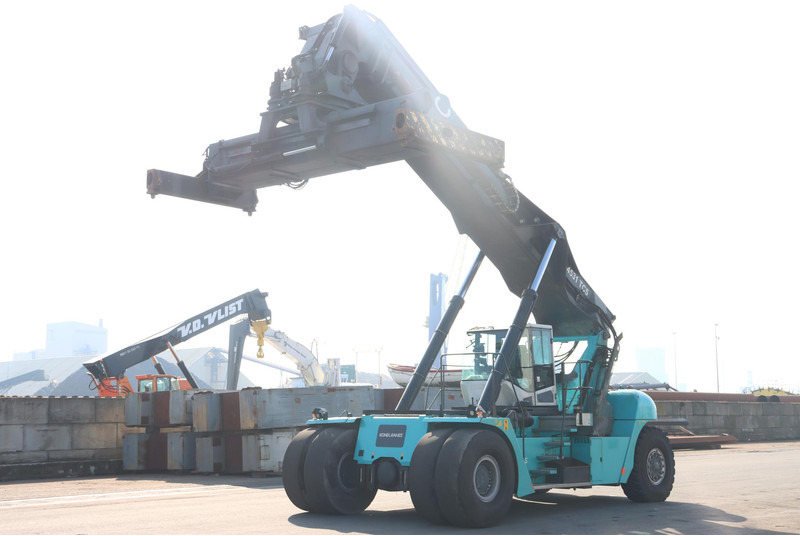 Reach stacker KONECRANES 4531TC5