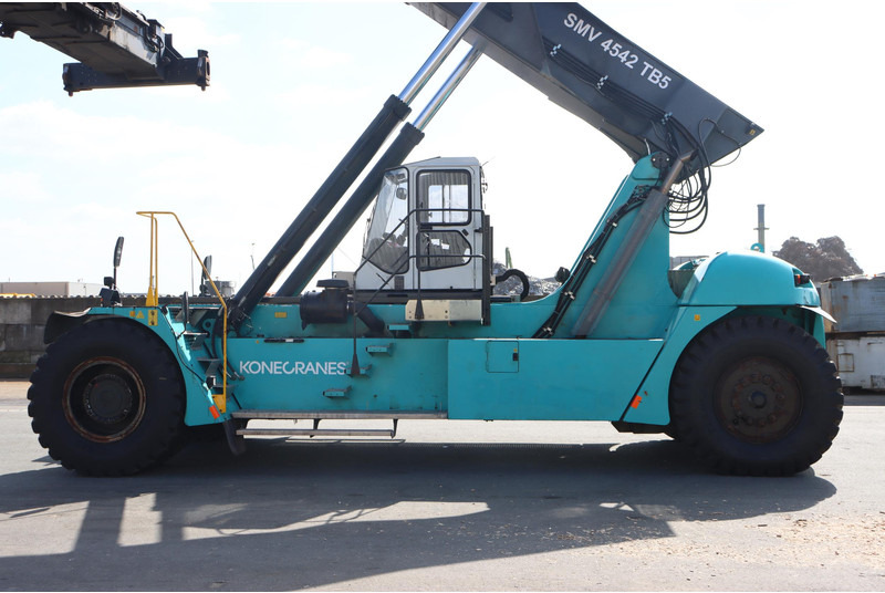 Reach stacker KONECRANES 4542TB5