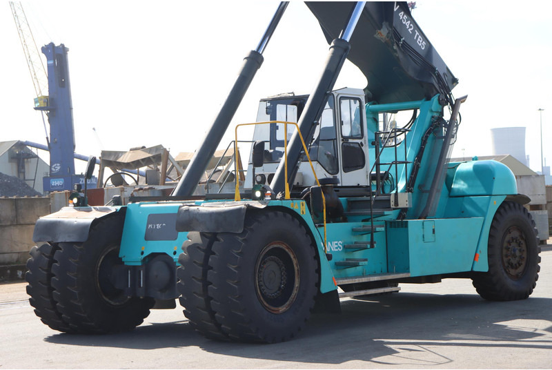 Reach stacker KONECRANES 4542TB5