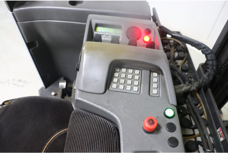 Reach truck Nissan UNS140DTFVRC540