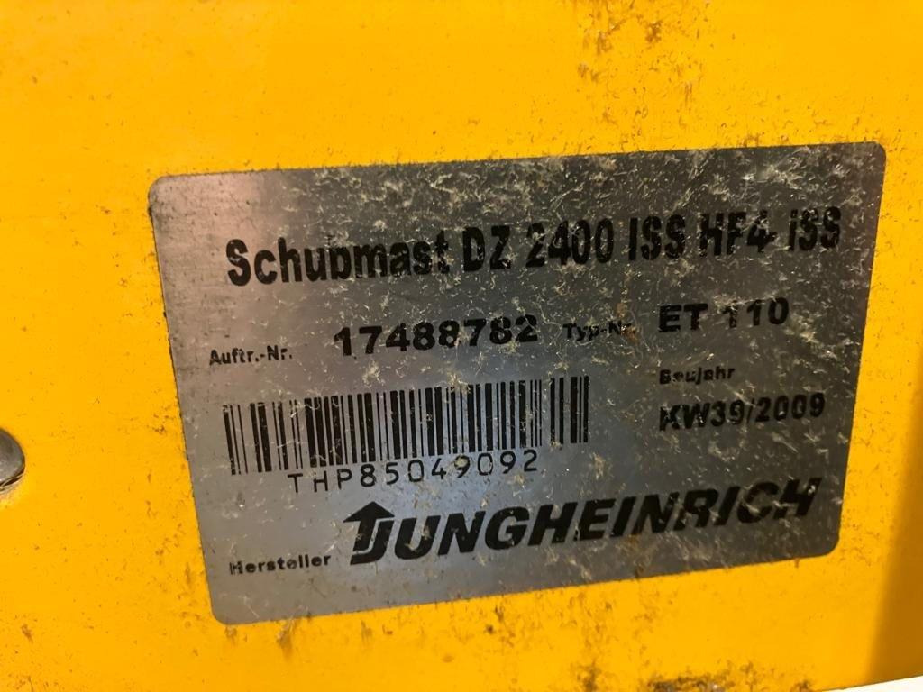 Reach truck Schubmaststapler Jungheinrich ETV 110: picture 2