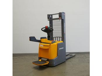 Stacker Jungheinrich ERC 214