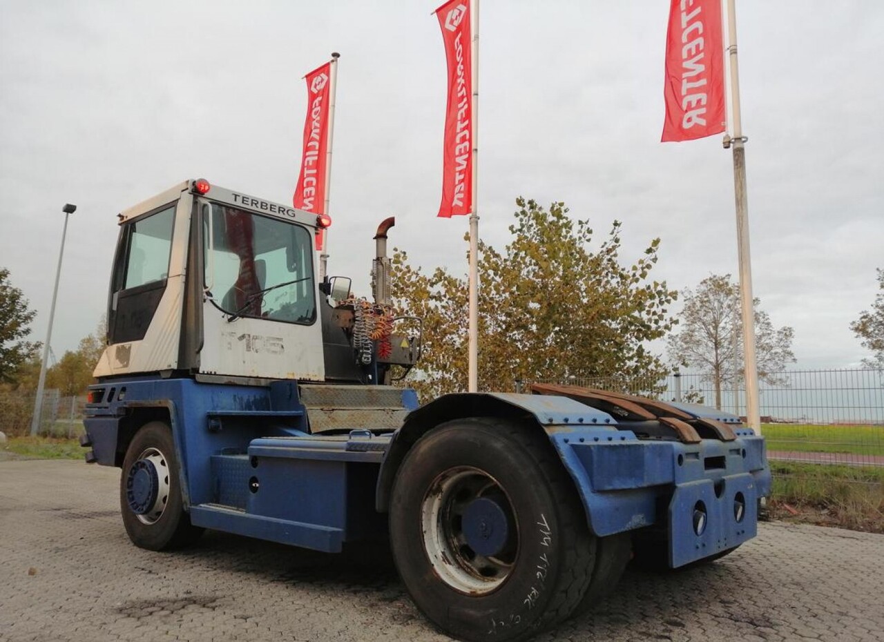 Terminal tractor TERBERG RT282 4x4: picture 8